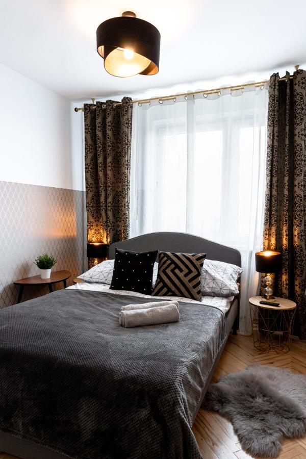 Clicktheflat Conrada Apart Rooms Варшава Экстерьер фото