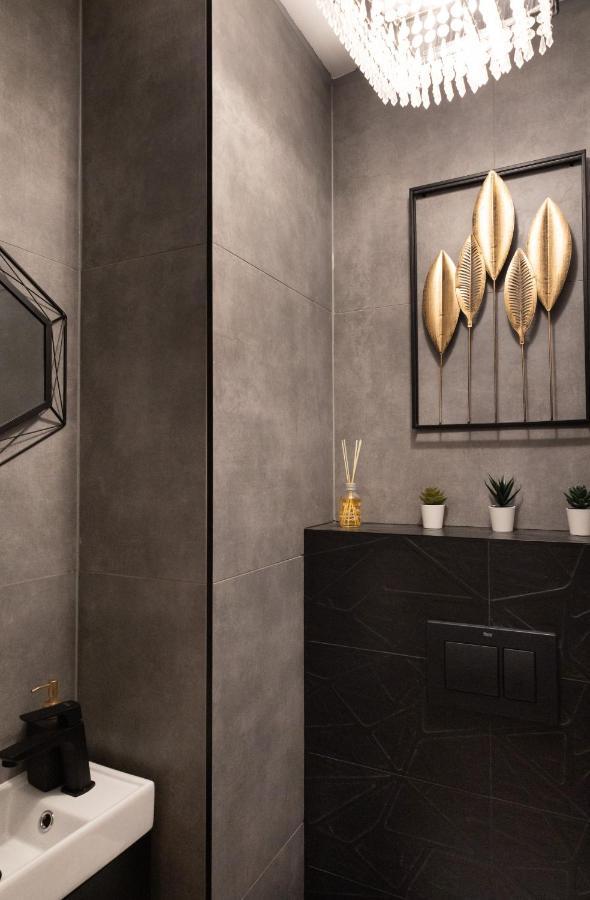 Clicktheflat Conrada Apart Rooms Варшава Экстерьер фото