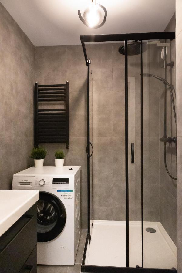 Clicktheflat Conrada Apart Rooms Варшава Экстерьер фото